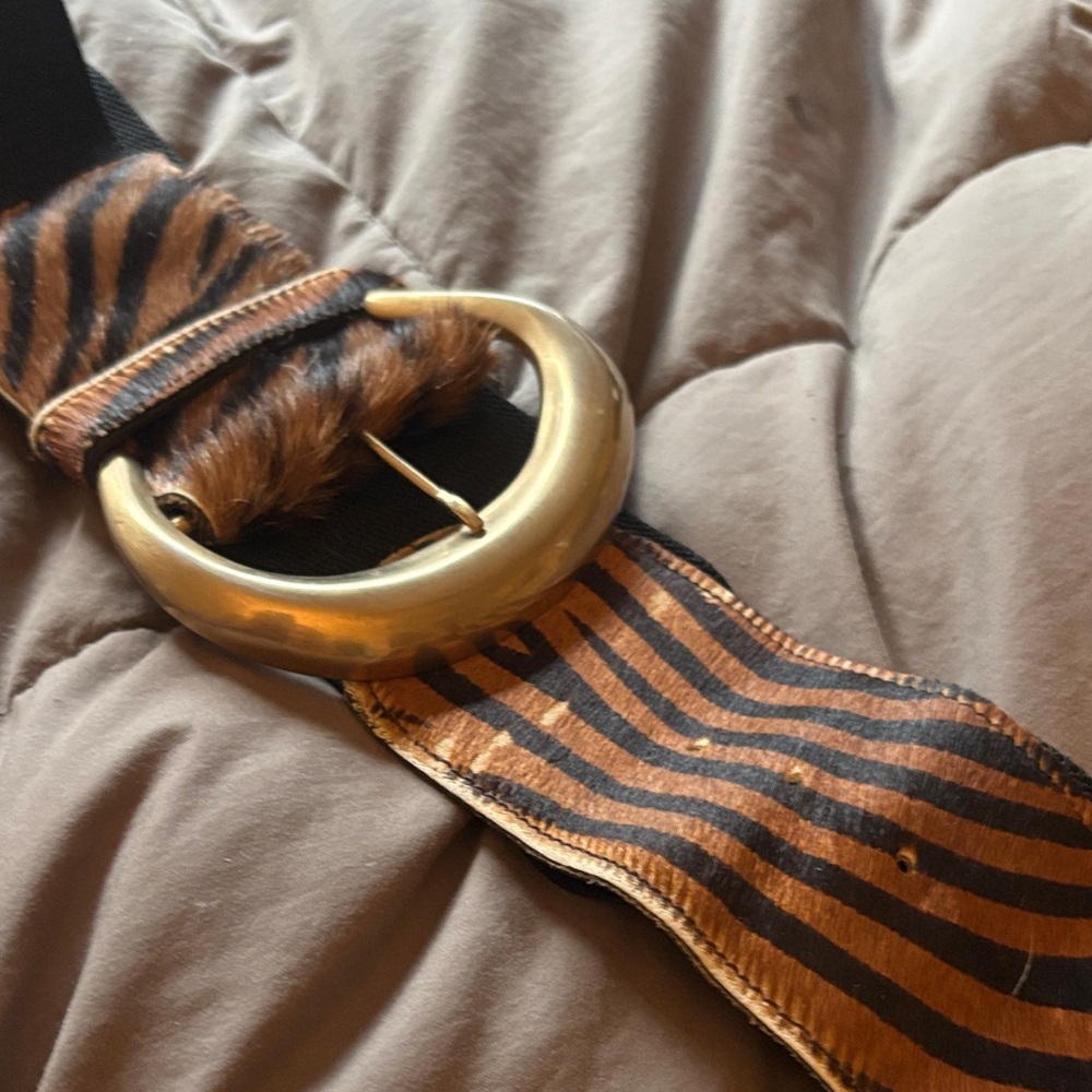 Tiger-Print Women’s Belt with Gold-Tone Buckle - Brown/Black real hair